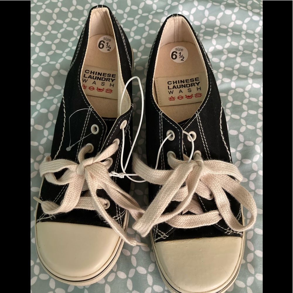 Sneaker Shoes